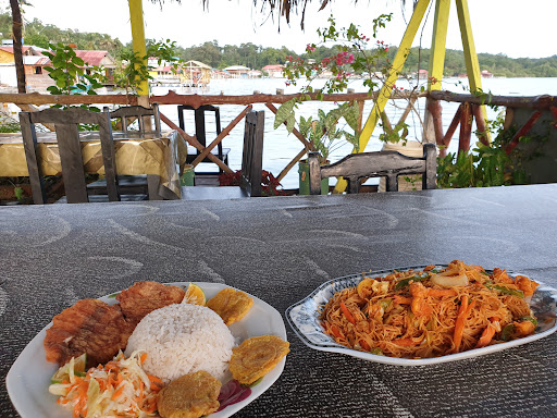 Restaurant Alvin / Kecha