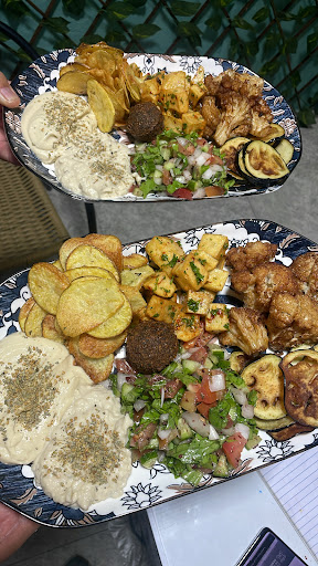 Zaytoon restaurant